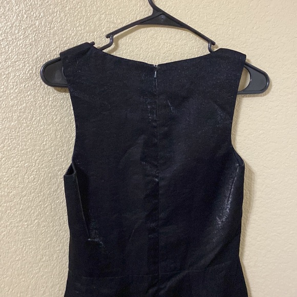 Black Halo black iridescent midi dress - Picture 4 of 4